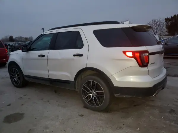 1FM5K8GT0GGA48318 2016 FORD EXPLORER - Image 2
