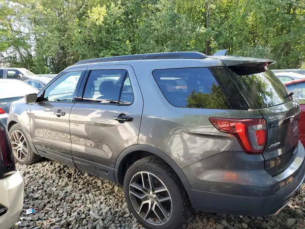 1FM5K8GT0GGA54703 2016 FORD EXPLORER - Image 2