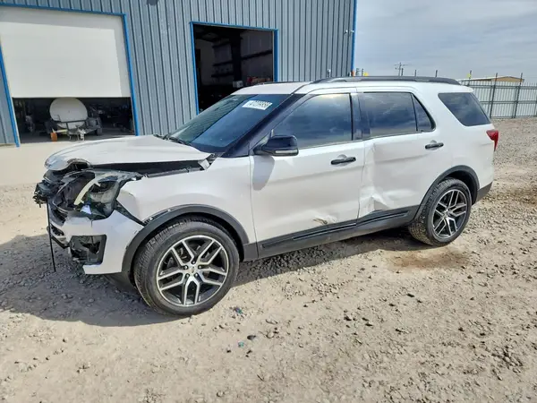 1FM5K8GT0GGB26807 2016 FORD EXPLORER - Image 1