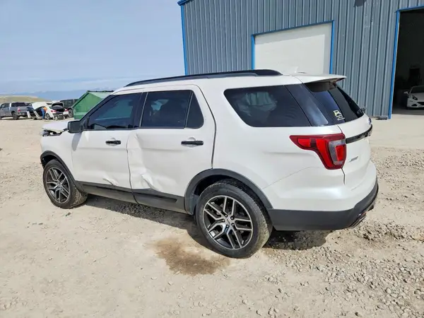 1FM5K8GT0GGB26807 2016 FORD EXPLORER - Image 2