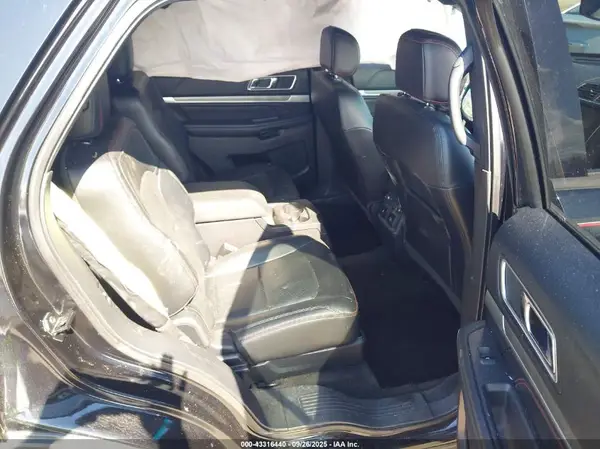 1FM5K8GT0GGB29285 2016 FORD EXPLORER - Image 8