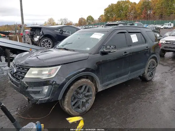 1FM5K8GT0GGB30680 2016 FORD EXPLORER - Image 2