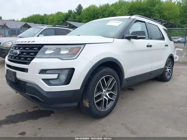 1FM5K8GT0GGB38889 2016 FORD EXPLORER - Image 2