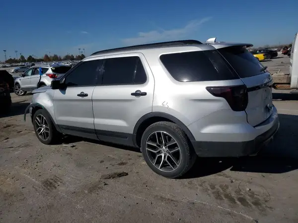 1FM5K8GT0GGB85646 2016 FORD EXPLORER - Image 2