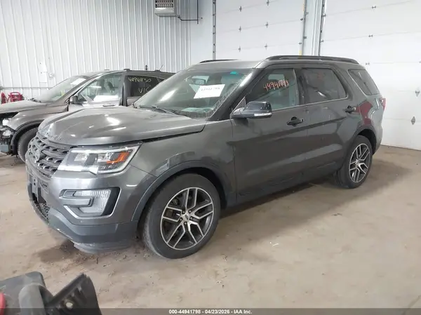 1FM5K8GT0GGB86621 2016 FORD EXPLORER - Image 2