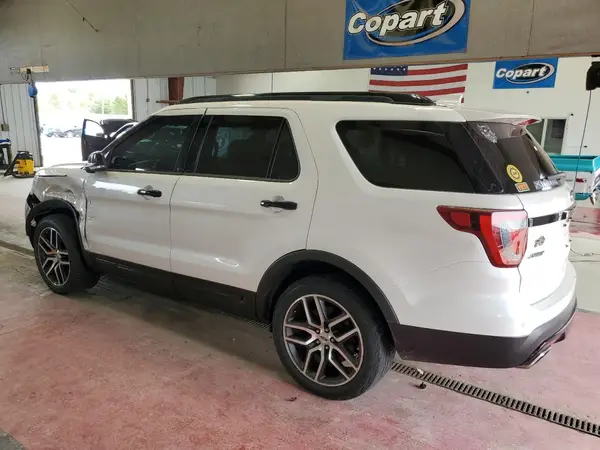1FM5K8GT0GGC31749 2016 FORD EXPLORER - Image 2