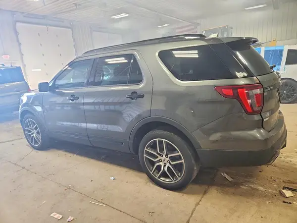 1FM5K8GT0GGC70213 2016 FORD EXPLORER - Image 2
