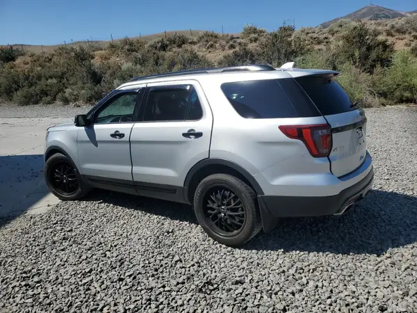 1FM5K8GT0GGC72432 2016 FORD EXPLORER - Image 2