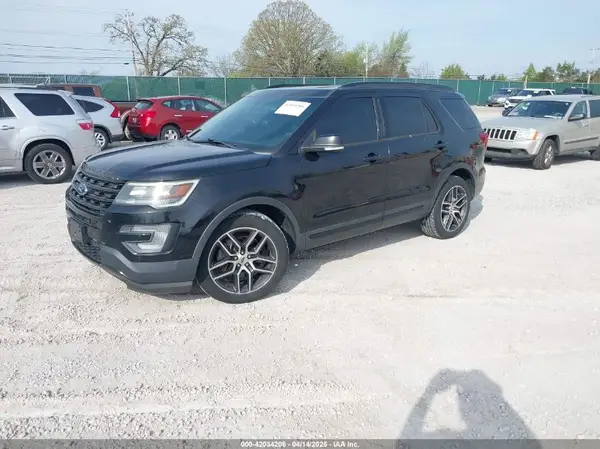 1FM5K8GT0GGD19457 2016 FORD EXPLORER - Image 2