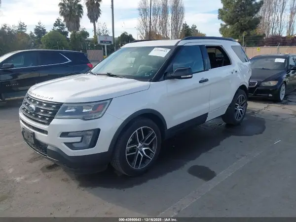 1FM5K8GT0GGD29650 2016 FORD EXPLORER - Image 2