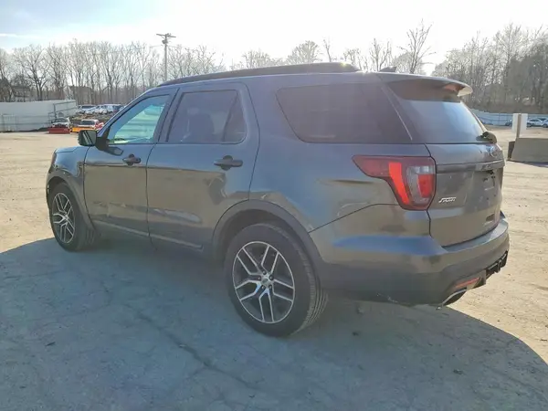 1FM5K8GT0GGD33939 2016 FORD EXPLORER - Image 2