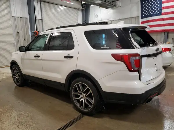 1FM5K8GT0HGA18351 2017 FORD EXPLORER - Image 2
