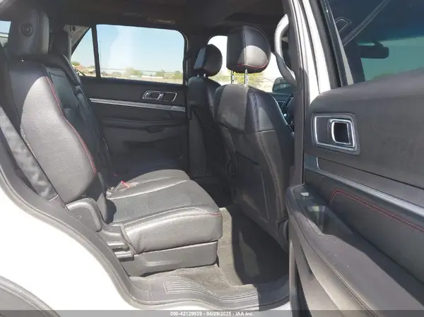 1FM5K8GT0HGA23095 2017 FORD EXPLORER - Image 8