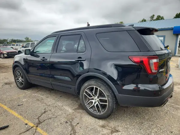 1FM5K8GT0HGA42052 2017 FORD EXPLORER - Image 2