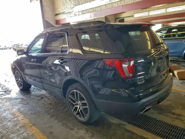 1FM5K8GT0HGA72474 2017 FORD EXPLORER - Image 2
