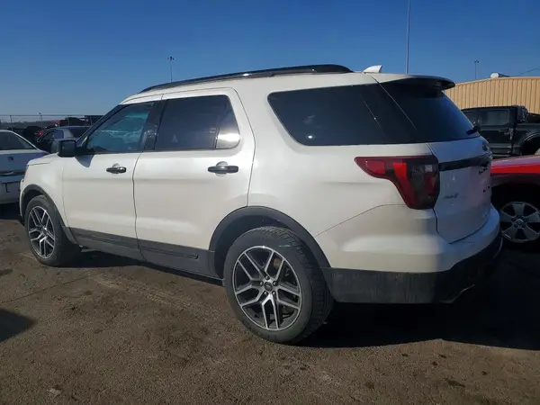 1FM5K8GT0HGA86021 2017 FORD EXPLORER - Image 2
