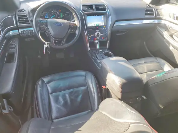 1FM5K8GT0HGA86021 2017 FORD EXPLORER - Image 8