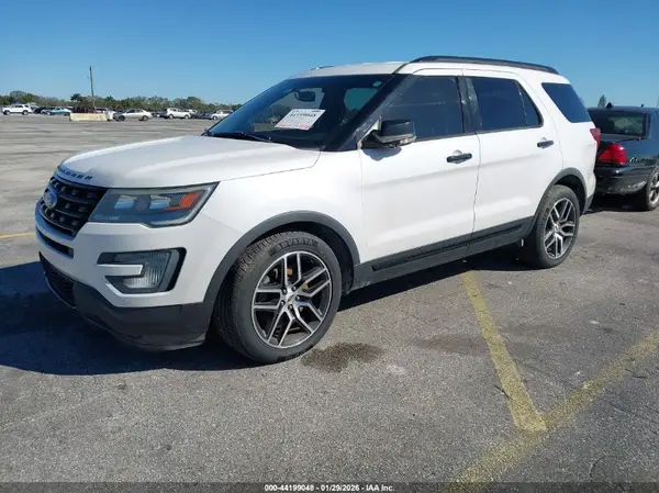 1FM5K8GT0HGB20572 2017 FORD EXPLORER - Image 2