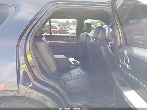 1FM5K8GT0HGB91190 2017 FORD EXPLORER - Image 8