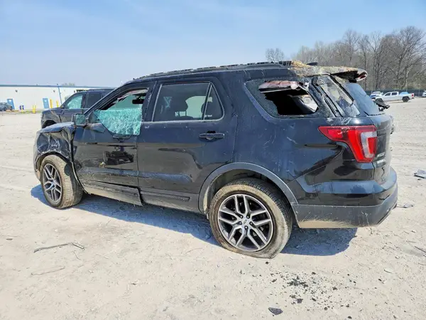 1FM5K8GT0HGC02835 2017 FORD EXPLORER - Image 2