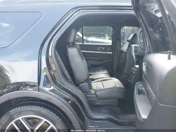 1FM5K8GT0HGC13883 2017 FORD EXPLORER - Image 8