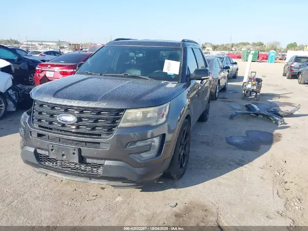 1FM5K8GT0HGC48617 2017 FORD EXPLORER - Image 2