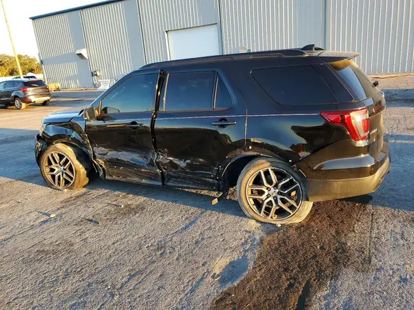 1FM5K8GT0HGE08611 2017 FORD EXPLORER - Image 2