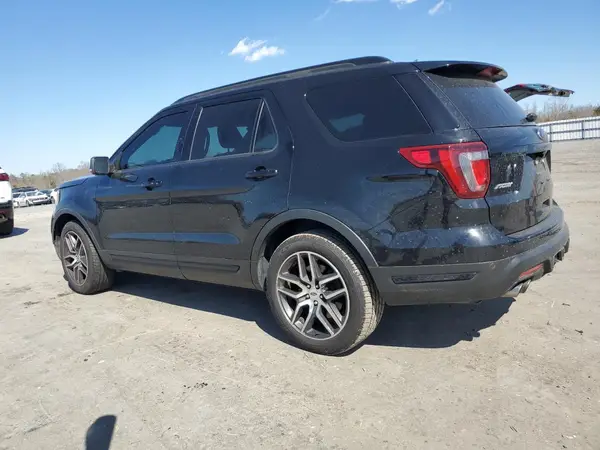 1FM5K8GT0JGA34975 2018 FORD EXPLORER - Image 2