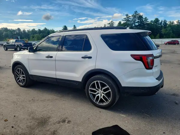 1FM5K8GT0JGA50223 2018 FORD EXPLORER - Image 2