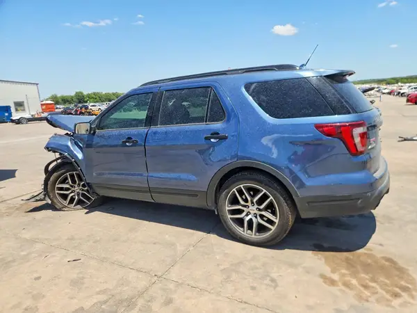 1FM5K8GT0JGC05482 2018 FORD EXPLORER - Image 2