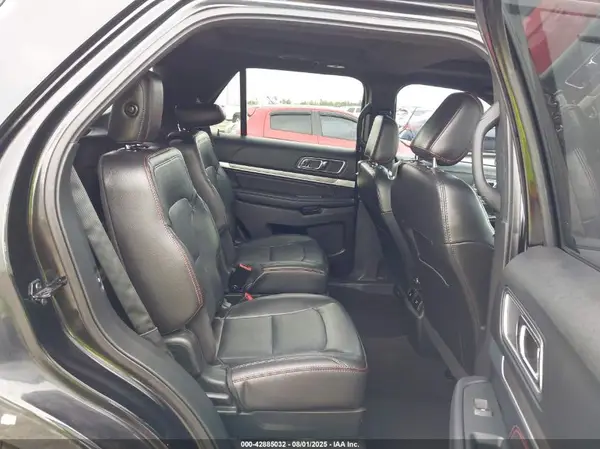 1FM5K8GT0JGC38563 2018 FORD EXPLORER - Image 8