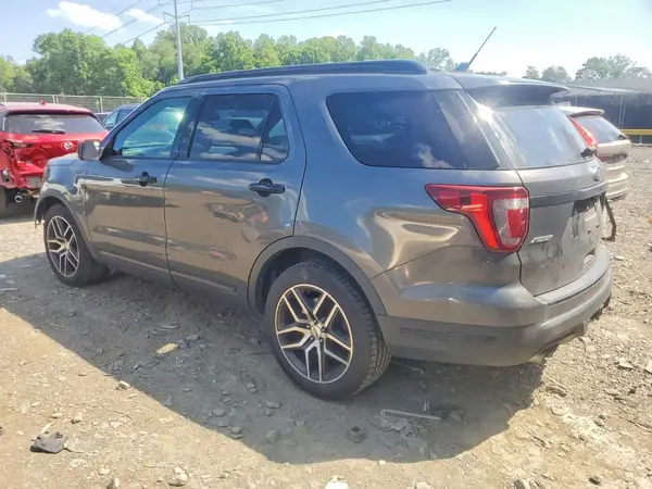 1FM5K8GT0JGC52303 2018 FORD EXPLORER - Image 2