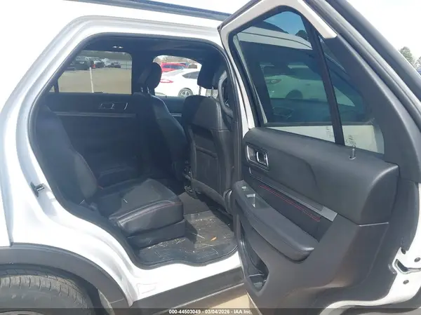 1FM5K8GT0JGC90680 2018 FORD EXPLORER - Image 8