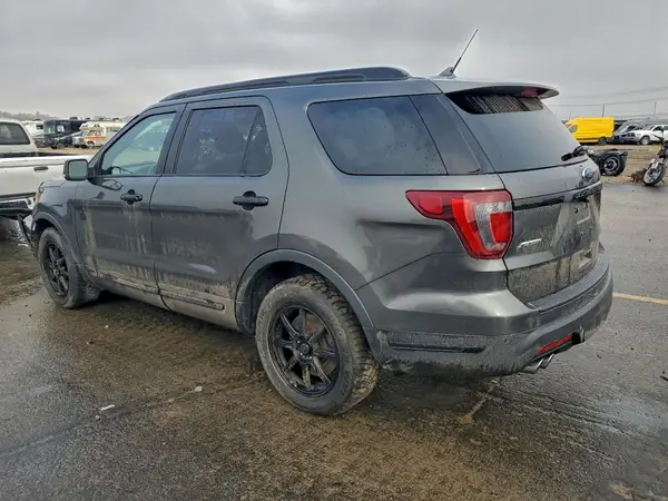1FM5K8GT0KGA63782 2019 FORD EXPLORER - Image 2