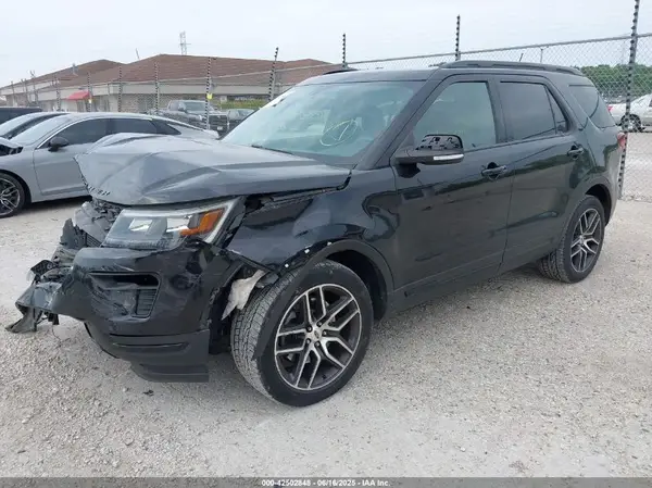 1FM5K8GT0KGB43468 2019 FORD EXPLORER - Image 2
