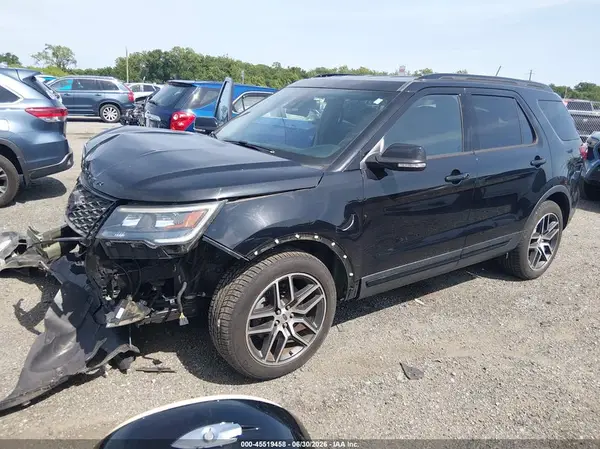 1FM5K8GT0KGB50811 2019 FORD EXPLORER - Image 2