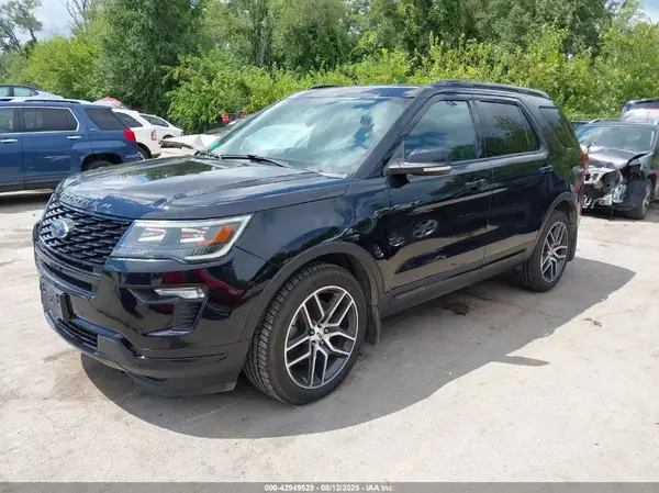 1FM5K8GT0KGB53496 2019 FORD EXPLORER - Image 2
