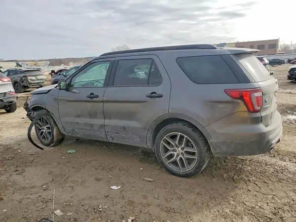 1FM5K8GT1GGA13934 2016 FORD EXPLORER - Image 2