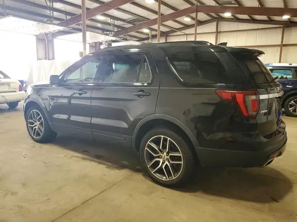 1FM5K8GT1GGA31799 2016 FORD EXPLORER - Image 2
