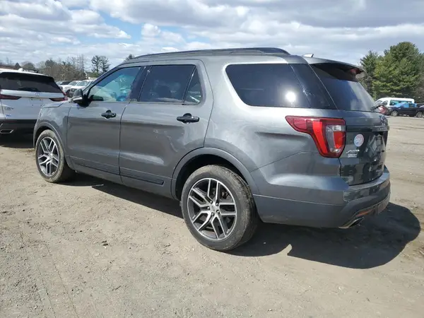 1FM5K8GT1GGA42687 2016 FORD EXPLORER - Image 2
