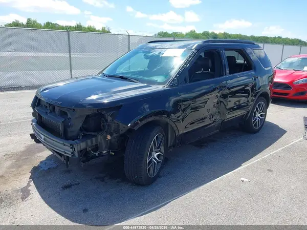 1FM5K8GT1GGA60106 2016 FORD EXPLORER - Image 2