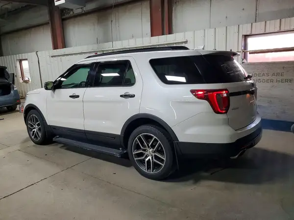 1FM5K8GT1GGA83434 2016 FORD EXPLORER - Image 2