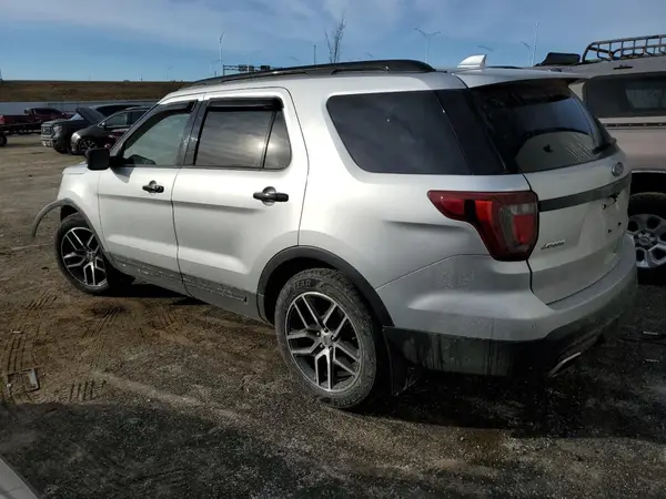 1FM5K8GT1GGB03679 2016 FORD EXPLORER - Image 2