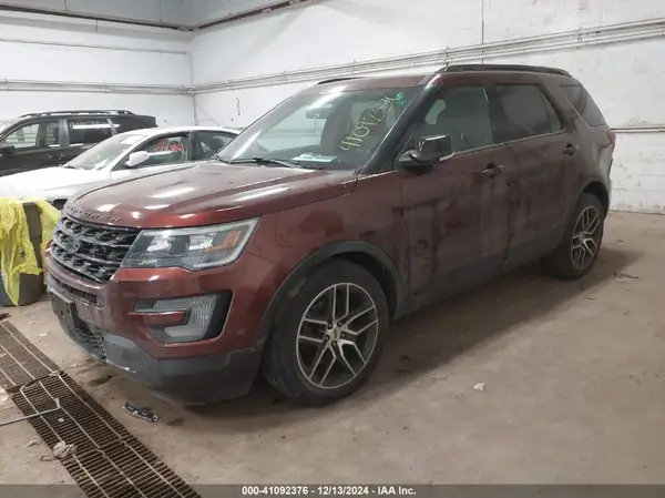 1FM5K8GT1GGB08137 2016 FORD EXPLORER - Image 2