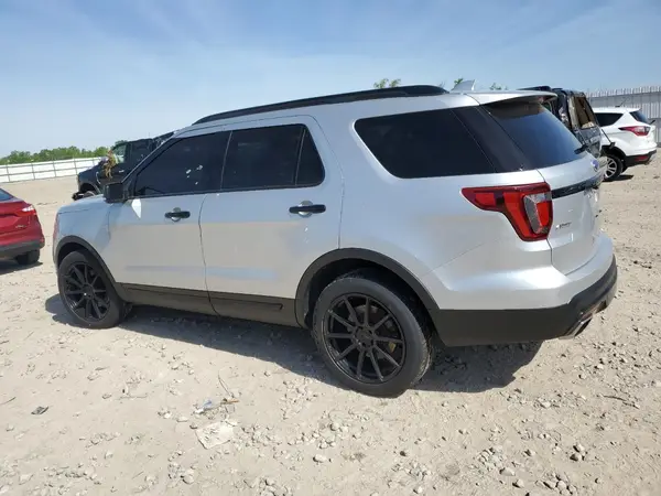 1FM5K8GT1GGB10969 2016 FORD EXPLORER - Image 2