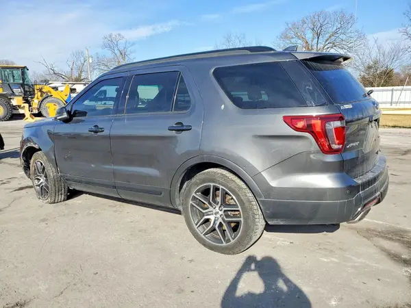 1FM5K8GT1GGB14486 2016 FORD EXPLORER - Image 2