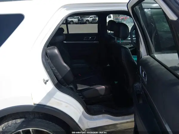 1FM5K8GT1GGB26525 2016 FORD EXPLORER - Image 8