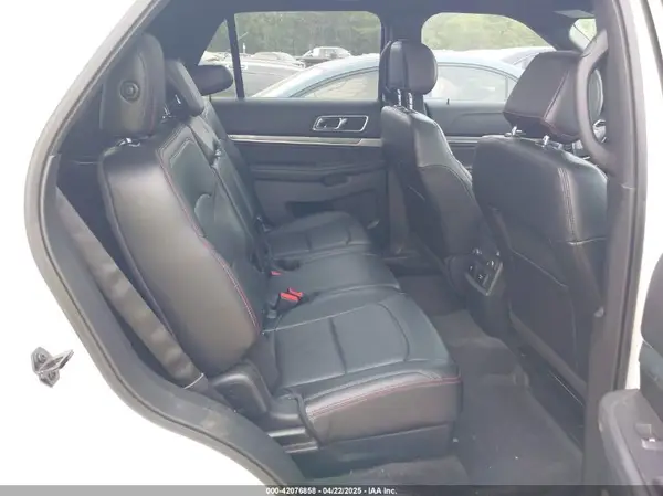 1FM5K8GT1GGB31627 2016 FORD EXPLORER - Image 8