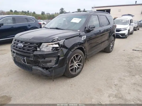 1FM5K8GT1GGB77698 2016 FORD EXPLORER - Image 2