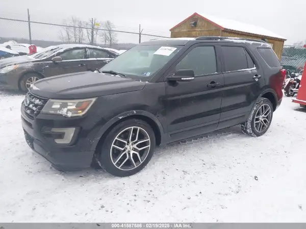 1FM5K8GT1GGB81816 2016 FORD EXPLORER - Image 2
